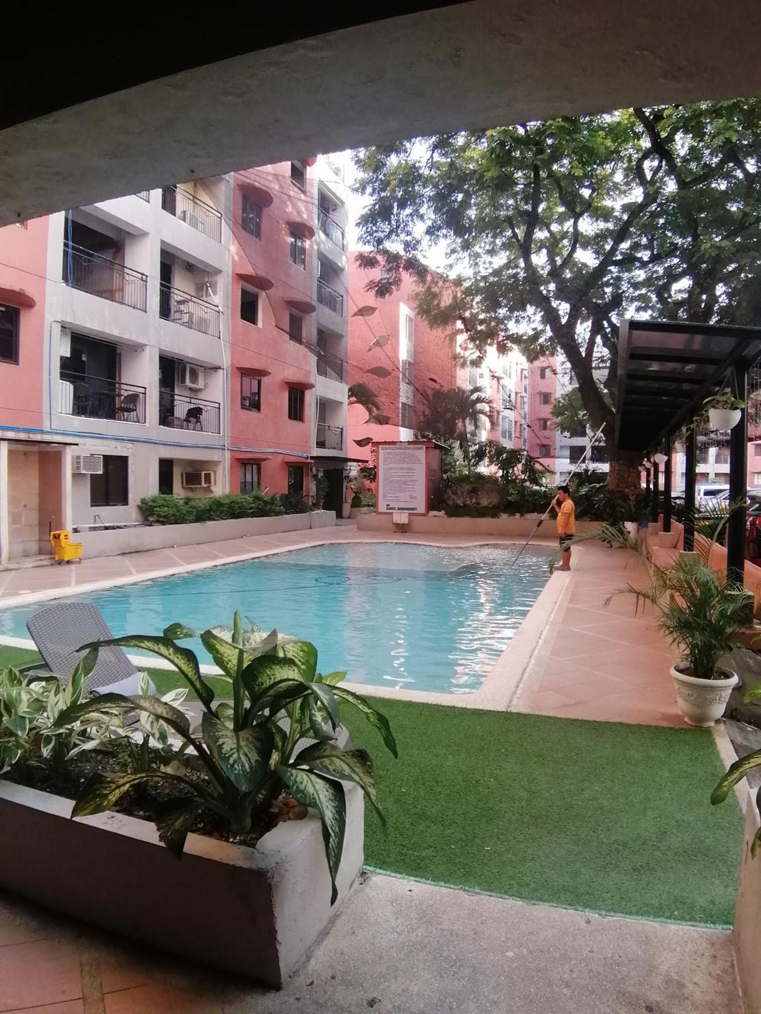Condo Azur Suites B316 Near Airport, Netflix, Stylish, Cozy With Swimming Pool ماكتان المظهر الخارجي الصورة